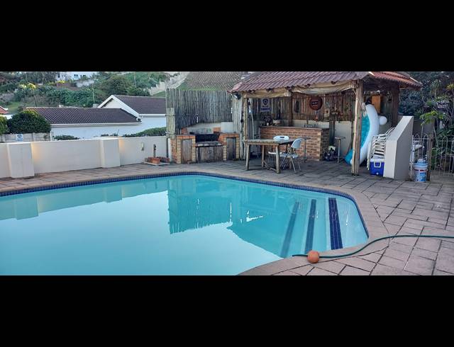 2 bed property to rent in OCEAN VIEW